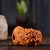 Yuhualong Taihang Talla en Madera de Tuya Mango de Pez Dragón Pieza de Manillar Cabeza de Dragón Cuerpo de Pez Talla en Madera Maciza Colgante para Coche Decoración Estilo Nacional