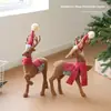 Novo Renas de Plástico de Natal em Pé com Chapéu e Pernas Levantadas Ornamento para Decoração de Atmosfera Natalina e Decoração de Festa
