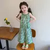 Conjunto de Verão para Meninas 2026 Roupa Infantil Super Moderna de Verão Único e Bonito Top Sem Manga com Laço e Calça Pantalona
