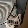 Bolso de Letras Estilo Coreano Bolso Tote Casual Grande para Mujer Nuevo Estilo Literario de Nicho Moda Simple Bolso de Axila