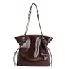 Bolsa Tote de Corrente para Moda Transfronteiriça para Mulheres Inverno 2025 Nova Textura de Alta Qualidade Estilo Estrangeiro Casual Ombro Axila