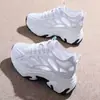 Zapatos de Mujer Modernos con Diseño Hueco Tendencia 2026 Nuevos de Verano Malla Ligeros Transpirables Casuales para Deportes al Aire Libre