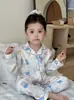 Pijama de niña estilo coreano, modelos de primavera y otoño, ropa infantil de manga larga para niñas, conjunto de ropa de casa de dibujos animados lindo y elegante para niños