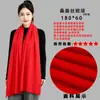 Bufandas de lana hechas a medida para eventos anuales, bufandas rojas para el calor, bufandas bordadas y estampadas para celebraciones, bufandas rojas grandes para eventos anuales