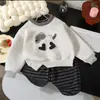 Conjunto Infantil Outono Novo Estilo Meninos e Meninas Mesmo Estilo Moletom Bordado + Calça Lanterna Estilo Coreano Solto Estiloso Conjunto de Duas Peças