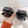 2024 nuevas gafas de sol sin marco para mujer, protección solar, protección UV europea y americana, gafas de sol de alta calidad con gradiente de expertos en moda.
