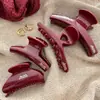Pinza para el pelo Retro de Estilo Coreano con Letra y Cabello Rojo, con un Toque de Lujo, Pinza Grande Festiva para el Año Nuevo, Accesorio para el Cabello Sencillo y Elegante de Pinza de Tiburón