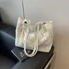 Bolsa Nova Estilosa e na Moda, Bolsa de Ombro Nova de Grande Capacidade para a Primavera, Bolsa Tote Feminina Tendência 2026