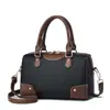 Exquisito bolso de mano para mujer, nuevo modelo 2026, bolso Boston de alta gama más vendido, moderno bolso de hombro y bandolera con tachuelas