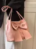 Bolso versátil de otoño para mujer, bolso cuadrado pequeño, exquisito y de alta gama, bolso cruzado estilo Chanel, bolso de mano de moda de nicho con lazo