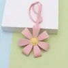 Nuevo Colgante de Bolsos de Girasol Dopamina Colorido Adorno Pequeño de Flor de PU Decoración Exquisita Creativa de Flor de Cuero Colgante para Coche