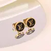 No es necesario quitarse los pendientes al ducharse, tachuelas para el cartílago de titanio, pendientes de gota de aceite, accesorios de diseño para el día a día, joyería de oído de moda al por mayor