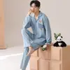 Pijama Masculino 100% Algodão, Manga Longa e Calça Longa, Novo Estilo Outono, Cardigã com Gola Reversível, Conjunto de Duas Peças para Casa Transmitido ao Vivo
