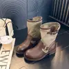 Botas de ciclismo de cano médio em couro sintético retrô e lona para mulheres com fivela de metal, salto grosso, salto empilhado, botas da moda e versáteis