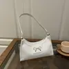 Bolso de Axila Moderno y Único para Mujer 2026 Nuevo Estilo Coreano Bolso de Hombro de Moda con Elegante Lazo para el Viaje Bolso de Media Luna