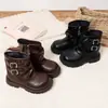 Botas estilo Martin para niña, nueva colección otoño 2026, botines elegantes y a la moda, botas de cuero retro estilo británico para niño/a de media pantorrilla