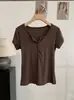Camiseta de Manga Corta con Botones y Cuello en V Omalai para Mujer 2026 Verano Ajustada Elástica Color Sólido Top 7063