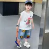 Conjunto de Verano sin Mangas de Dinosaurio para Niños 2026 Nuevo Ropa de Verano para Niños Elegante Conjunto de Dos Piezas de Chaleco y Shorts para Niños Medianos/Pequeños