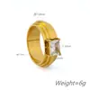 Anillo Cuadrado de Diamantes Rayado de Lujo Ligero Moda Diseño Simple Coreano de Nicho Joyería de Mano Elegante de Acero de Titanio Venta Directa de Fábrica para Mujeres