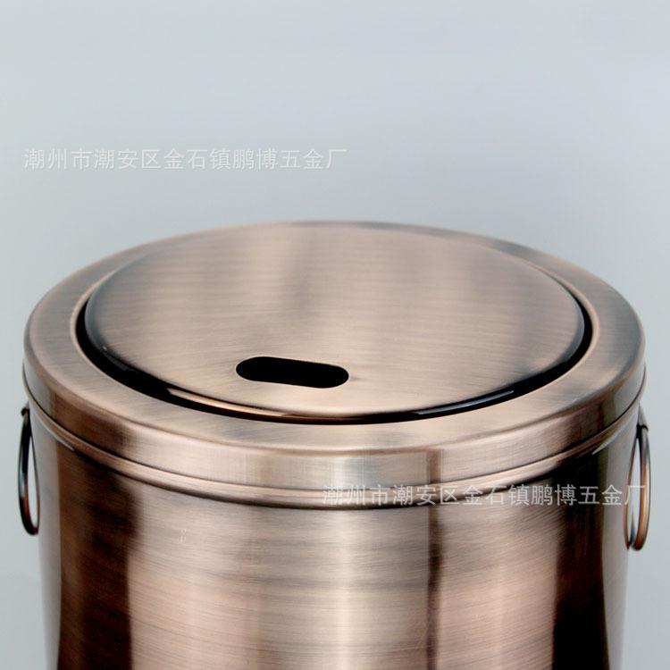 摇晃盖卫生桶11