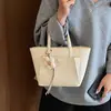Bolso de mano de moda de comercio exterior con estampado de lichi, nuevo bolso tote retro elegante, bolso de hombro de gran capacidad, bolso cruzado