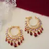 Brincos de Argola Luxuosos Europeus e Americanos Estilo Corte com Micro-Entalhes Coloridos em Forma de Gota com Franjas, Presilhas de Orelha Exclusivas de Luxo Leve Vintage