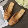 Medias Pantuflas de Punta Cubierta para Mujer Verano 2023 Nuevo ins Moda Zapatos de una Sola Capa Antideslizantes Zapatos Perezosos Sandalias Planas Estilo Coreano