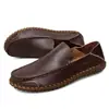 Tamanho grande 48 estilo primavera e outono respirável casual sola de borracha sapatinhos de feijão para dirigir um passo sola macia couro genuíno feito à mão sapatos masculinos