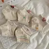 Calcetines de mujer de dibujos animados, calcetines cortos para primavera y verano, estilo coreano, transpirables, modernos, lindos, hilo de puntos, diseño de conejito, calcetines invisibles bajos