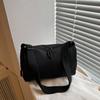 Bolsa sencilla de lona de nailon de gran capacidad para mujer, verano, nueva, ligera, bandolera, tipo almohada, bolsa deportiva para yoga y fitness