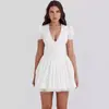 Ropa de Mujer al por Mayor Transfronteriza 2026 Estilo Francés Manga Abullonada Cuello en V Profundo Cintura Ajustada Adelgazante Vestido Corto de Vacaciones