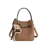 Bolso de Mano de Alta Gama para Mujer 2026 Nuevo Modelo para el Trabajo y los Viajes Diarios, Bolso Cruzado Tipo Cubo Exquisito Súper Popular