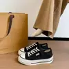 Zapatos de lona transpirables de color sólido con suela gruesa y puntera redonda para mujer, zapatillas casuales tipo slip-on de estilo coreano, nuevos 2026, de caña baja