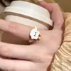 Anel de Flor Vazada com Laço em Renda de Zircônia, Anel Elegante e Moderno para o Dedo Indicador, Anel de Estilo Nicho de Luxo Leve para Mulheres