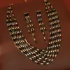 Conjunto de Brincos e Colar Retangular em Resina com Camadas, Corrente de Clavícula Única e Estilosa, Conjunto de Joias de Luxo Leve e de Alta Qualidade para Mulheres