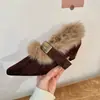 2026 Nueva Moda Vintage Otoño-Invierno Zapatos de Piel Puntiagudos Forrados de Felpa Acogedores para Mujer, Planos Estilo Coreano sin Cordones de Tacón Bajo