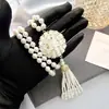 Cadena de Suéter Elegante Versátil Perla Blanca para Otoño e Invierno para Mujer, Collar Largo Estilo Chino Retro de Lujo Ligero, Colgante Clásico de Moda con Borlas