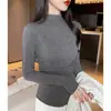 Camiseta base térmica de cuello medio alto para mujer para otoño e invierno 2026, modelo nuevo con dobladillo curvo, camiseta de manga larga, top interior corto