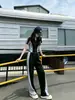 Conjunto Esportivo Casual para Mulheres, Estilo Fino de Verão, Roupas Femininas Modernas e Elegantes, Conjunto de Duas Peças com Blusa de Manga Curta Color Block Emagrecedora e Calça Wide Leg