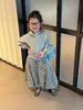 Nova Roupa Infantil Estilo Coreano Outono 2026: Jaqueta com Capuz Acinturada para Meninas com Acabamento Franzido e Calça Wide Leg de Bolinhas com Mangas Bufantes
