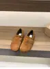Zapatos planos rojos Birkenstock para mujer, otoño e invierno 2025, forrados de felpa, zapatos cálidos peludos, mocasines de algodón
