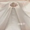 Copos de nieve revolotean en la nieve, Tela ligera y fluida plisada de organza para vestidos de mujer, Gasa decorativa de tejido lento para fondos