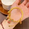 Transmisión en vivo mismo estilo alta protección del color estilo antiguo color esmalte arena dorada familia de bestias doradas tres Jiyan pulsera media femenina venta al por mayor