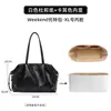Solo se incluye la bolsa interior - La bolsa exterior no está incluidaBolsa Cruzada Grott.O Weekend Negro Piedra Papel Dupont