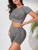 Conjunto de Roupas de Yoga Transfronteiriço para Mulheres, Conjunto de Duas Peças com Top de Manga Curta Sem Costura Justo e Shorts de Yoga de Cintura Alta com Efeito Levanta Bumbum e Afina a Barriga