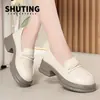 Nuevos Zapatos Lefu 2024 de Suela Gruesa Estilo Academia Negros Zapatos Pequeños de Cuero de Suela Blanda Combinan con Todo Estilo Británico Buena Durabilidad Zapatos de Una Sola Capa para Mujer
