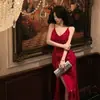 Vestido de Noite de Aniversário e Noivado Transfronteiriço, Vestido de Brinde de Luxo Leve de Alta Qualidade, Vestido de Noiva, Vestido Sexy Sem Alças para o Banquete da Noiva