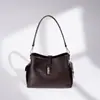 2026 Nova Bolsa de Ombro de Moda de Alta Qualidade Versátil para o Dia a Dia Couro Genuíno Bolsa Saco de Luxo Leve Bolsa Transversal Simples de Nicho