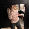 Cómoda camiseta básica de manga larga con cuello en U para mujer, nuevo top casual de punto elegante estilo coreano que ajusta la cintura, slim-fit, para primavera y otoño