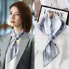 Pañuelo de seda de lunares francés para atar al cuello de mujer 2025 Nuevo de alta gama Largo a rayas Combinación Camisa Estilo coreano Delgado Pequeño pañuelo de cuello